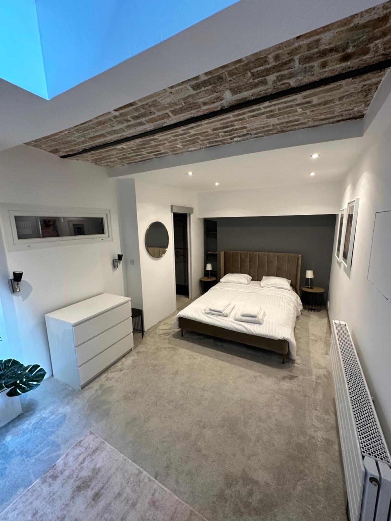 Appartement Canal Saint Martin Parijs
